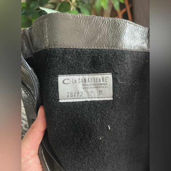 La Canadienne Patent Leather Boots - Picture 7 of 7